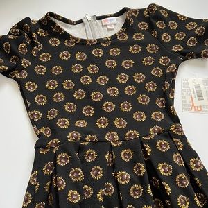 BNWT LuLaRoe Amelia sunflowers